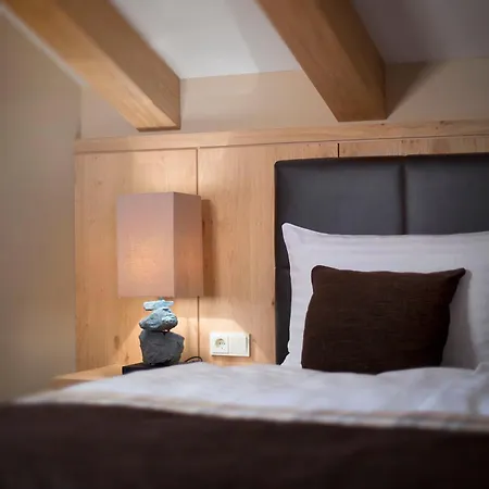 Gemuetliche Dorfhotel Kaltenhauser 4*