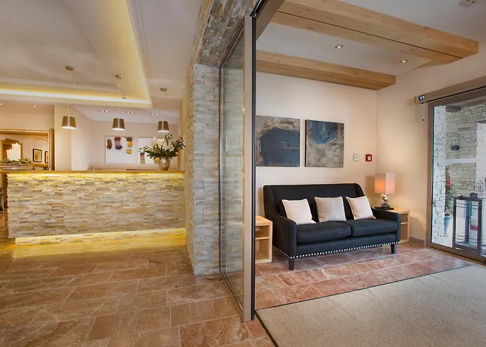 Gemuetliche Dorfhotel Kaltenhauser מלון 4*